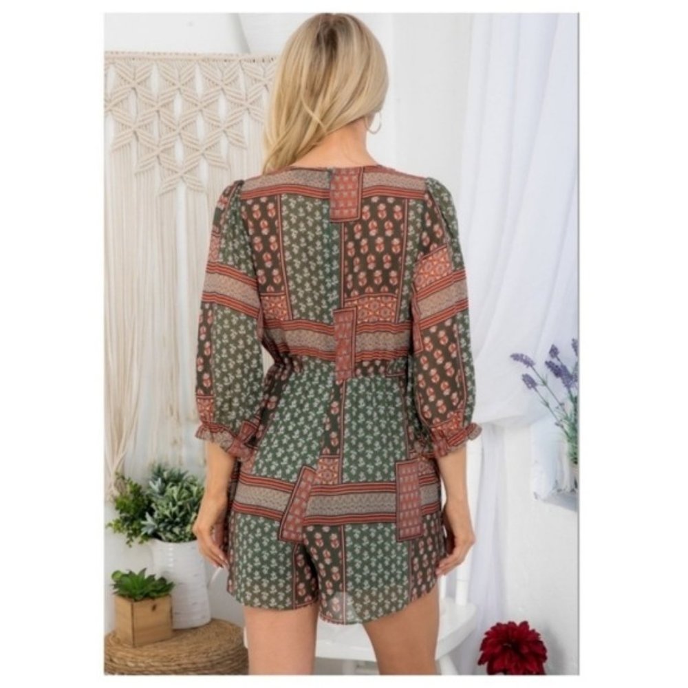 ✨ROMPER-V-NECK PRINTED W/TIE-NEW - Picture 6 of 7